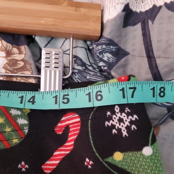 Faded Glory Festive Black Leggings - Picture 3 of 4